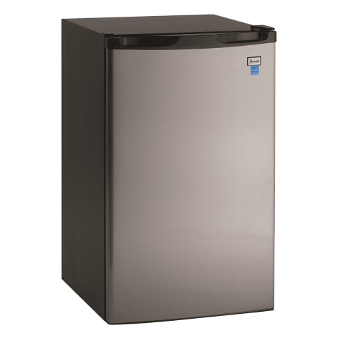 Refrigerador Avanti® con Congelador, 4.4 Pies Cúbicos, Clasificación Energy Star, Botón de Descongelamiento, Negro y Acero Inoxidable